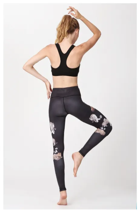 BOOPDO LOVE DESIGN ALL OVER PRINT LEGGINGS