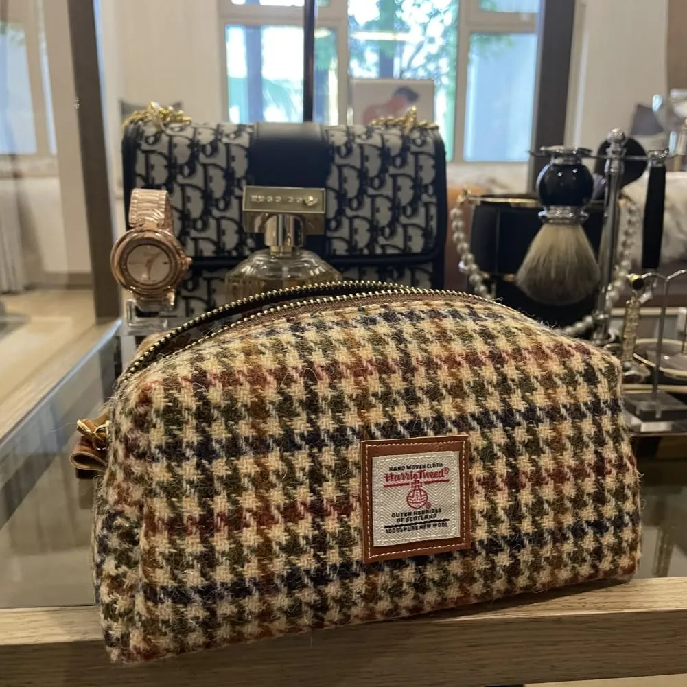 Harris Tweed Wool Cosmetic Bag, Large Capacity Scottish Tartan Handmade Makeup Organizer, Stain-Resistant Travel Toiletry Pouch for Women No.614