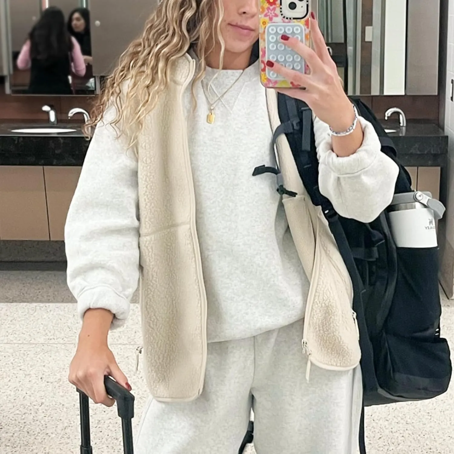 Hixiaohe Sherpa Fleece Vest for Women Trendy Warm Sleeveless Vests Jacket Lightweight Zip Coats with Pockets Fall Outerwear