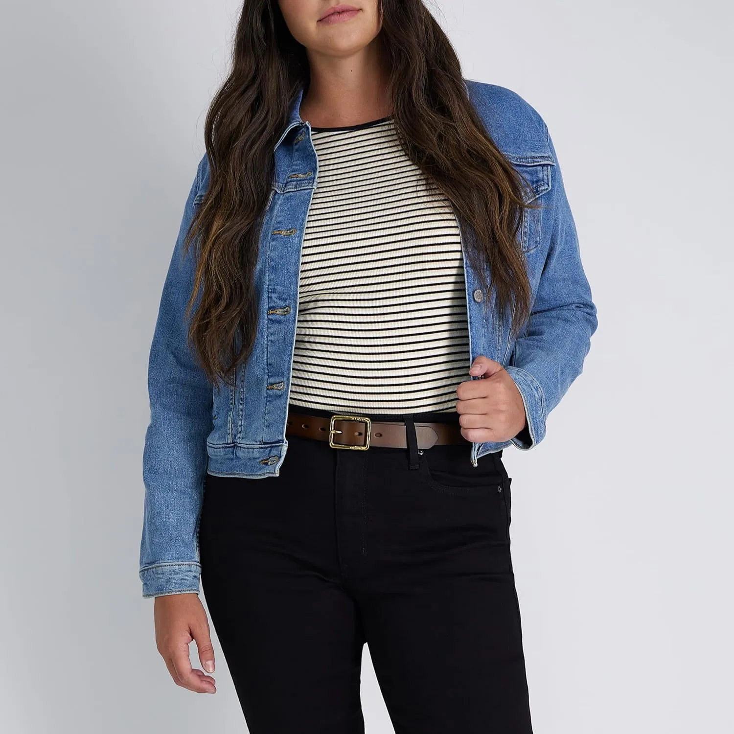 Levi's Women's Slim Casual Leather Jean Belt with Square Center Bar Buckle (Regular and Plus Sizes)