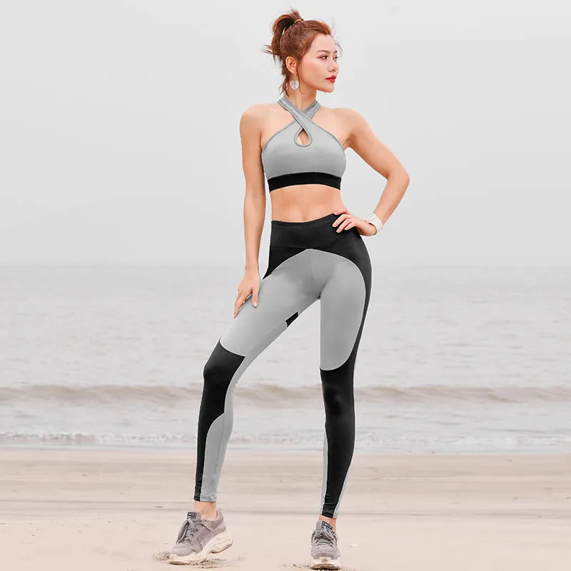 MIP GYM LEGGINGS WITH CONTRAST PANELS IN BLACK AND GREY