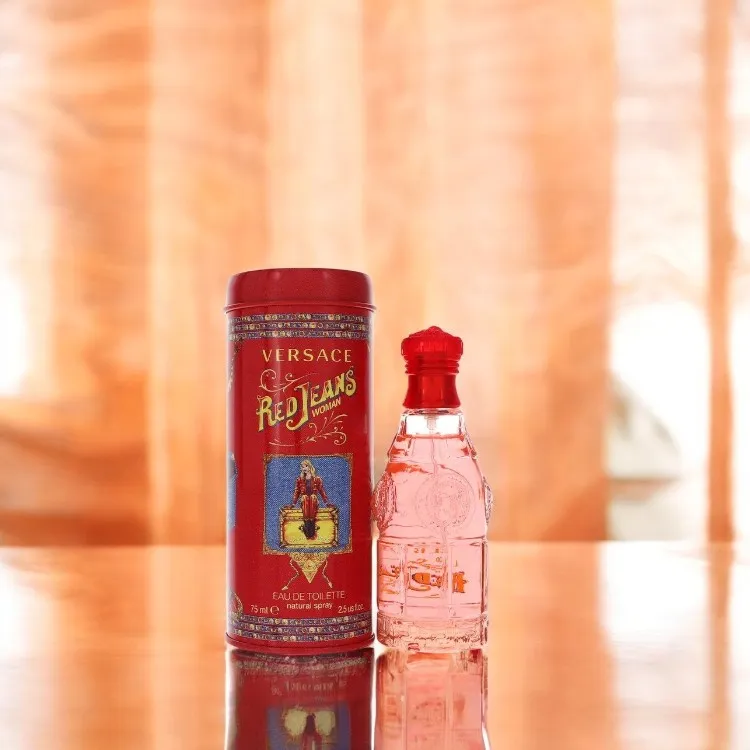 Red Jeans by Versace Eau De Toilette Spray
