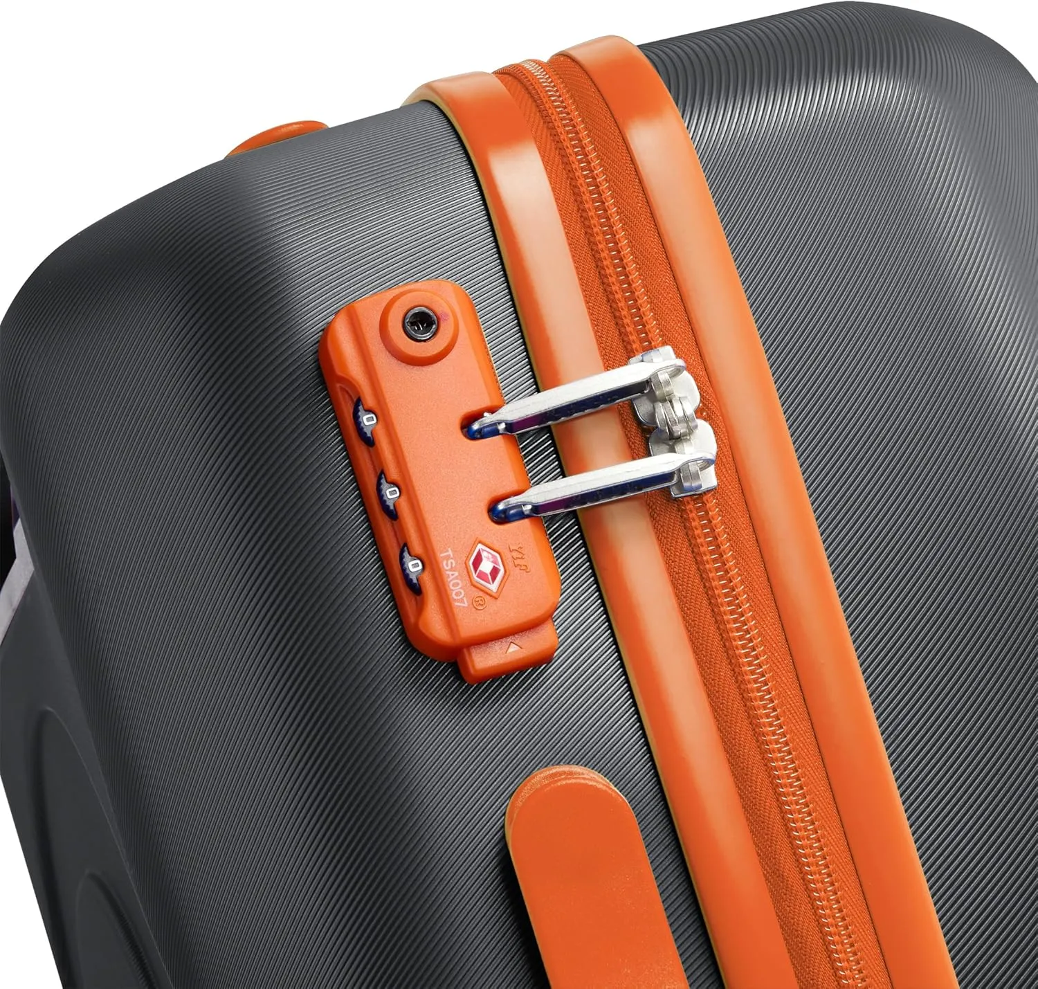 United Colors of Benetton Fabrica Hardside Luggage with Spinner Wheels, Black, Carry-On 19 Inch