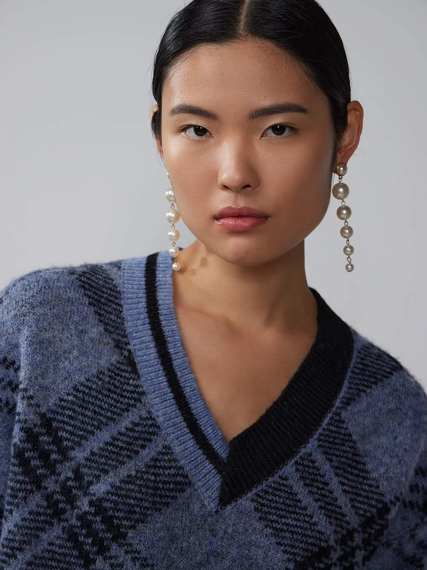 V-Neck Plaid Pullover