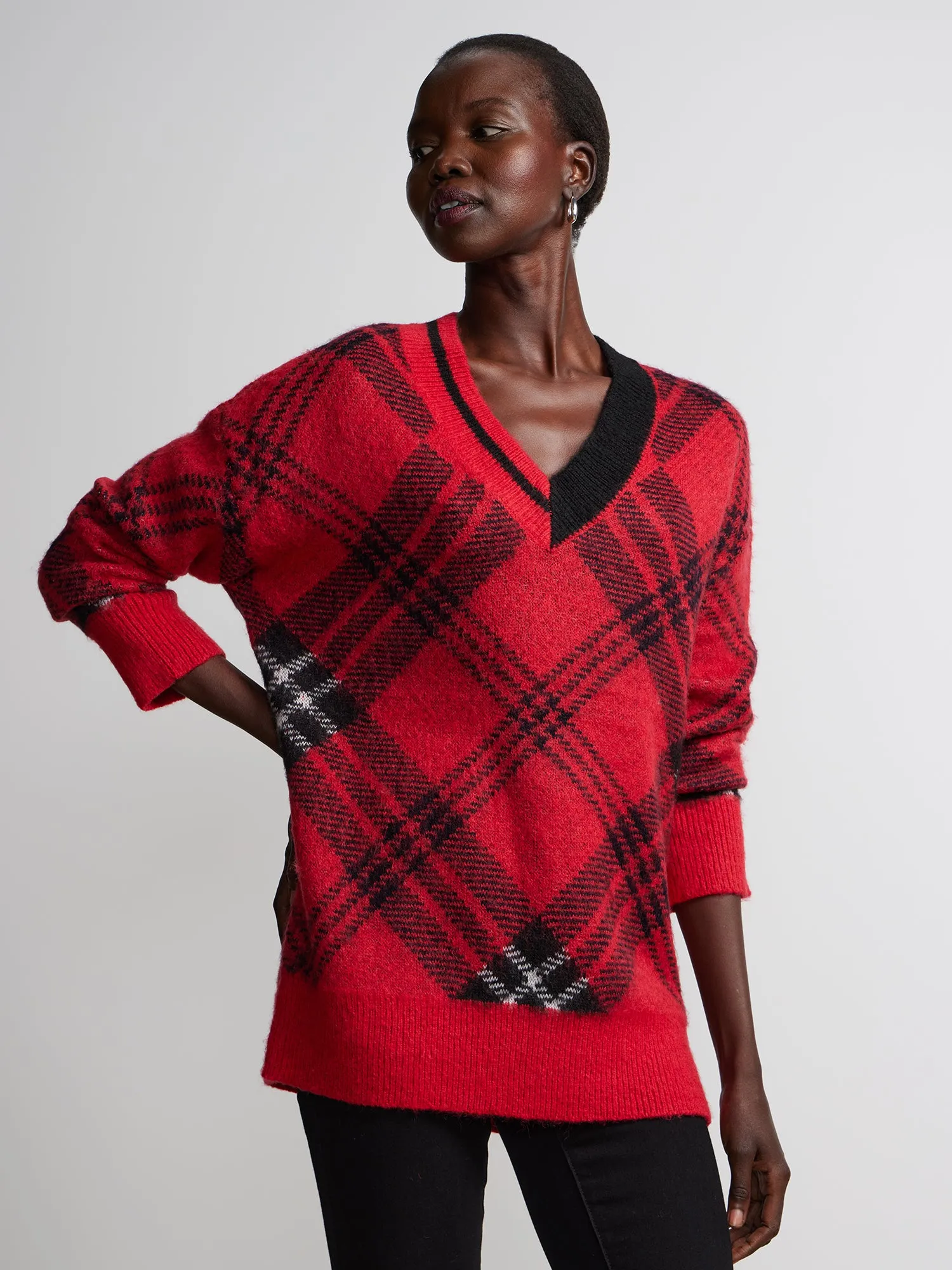 V-Neck Plaid Pullover
