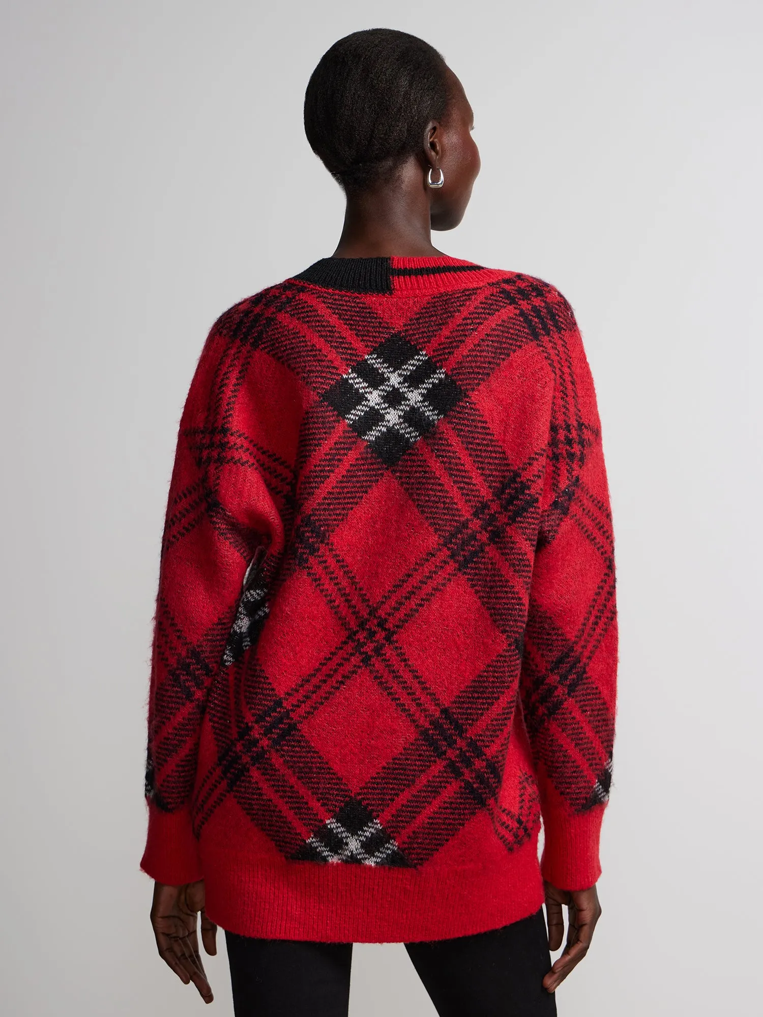 V-Neck Plaid Pullover