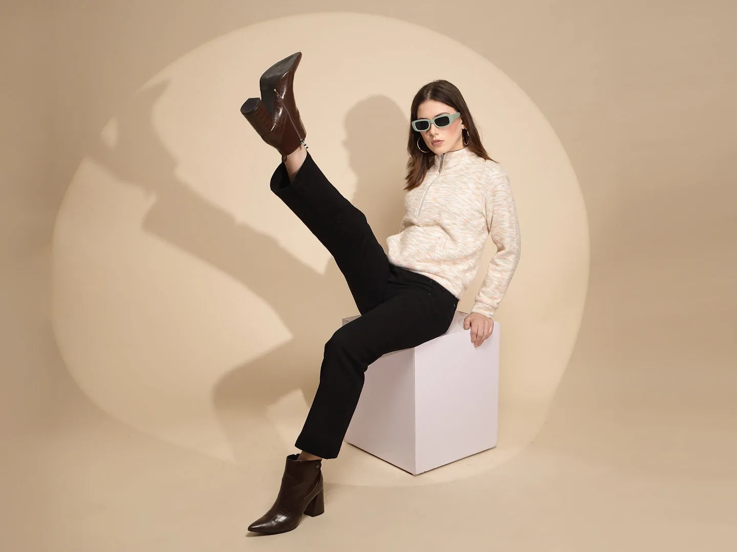 Women Solid Cotton Blend High Rise Straight  Regular fit Jeans