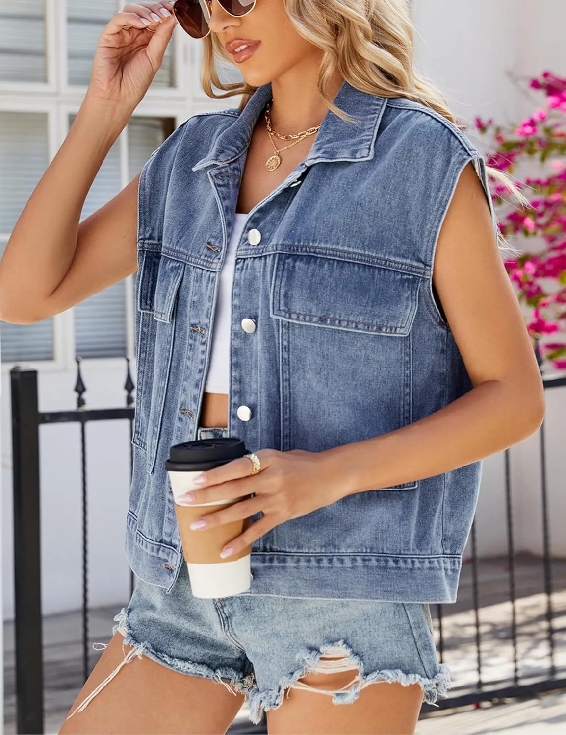 Women's Denim Jean Vest Casual Button Sleeveless Jean Jacket Vintage Denim Waistcoat with Pockets