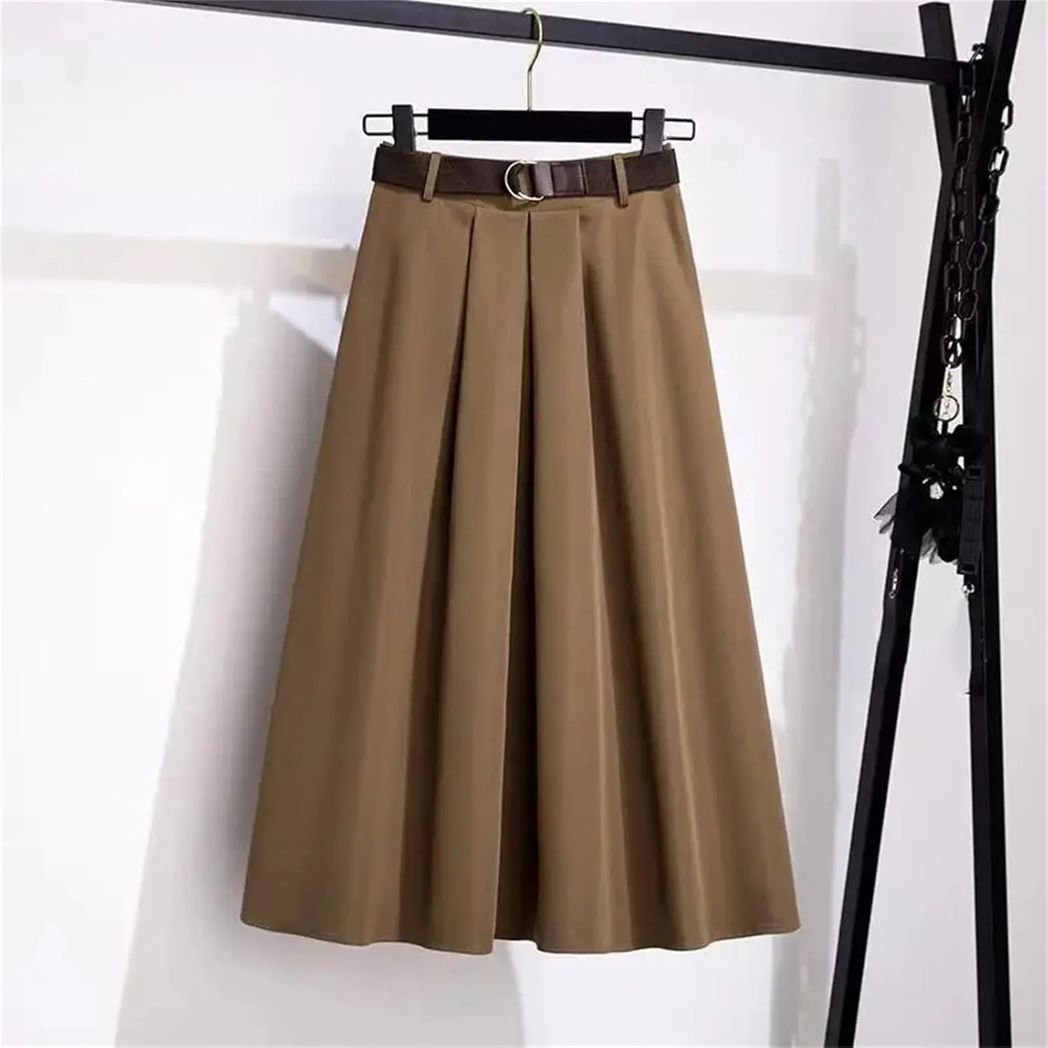 Women's Spring Solid Color A-Line Midi Skirt  High Waist Casual Versatile Skirt with Belt
